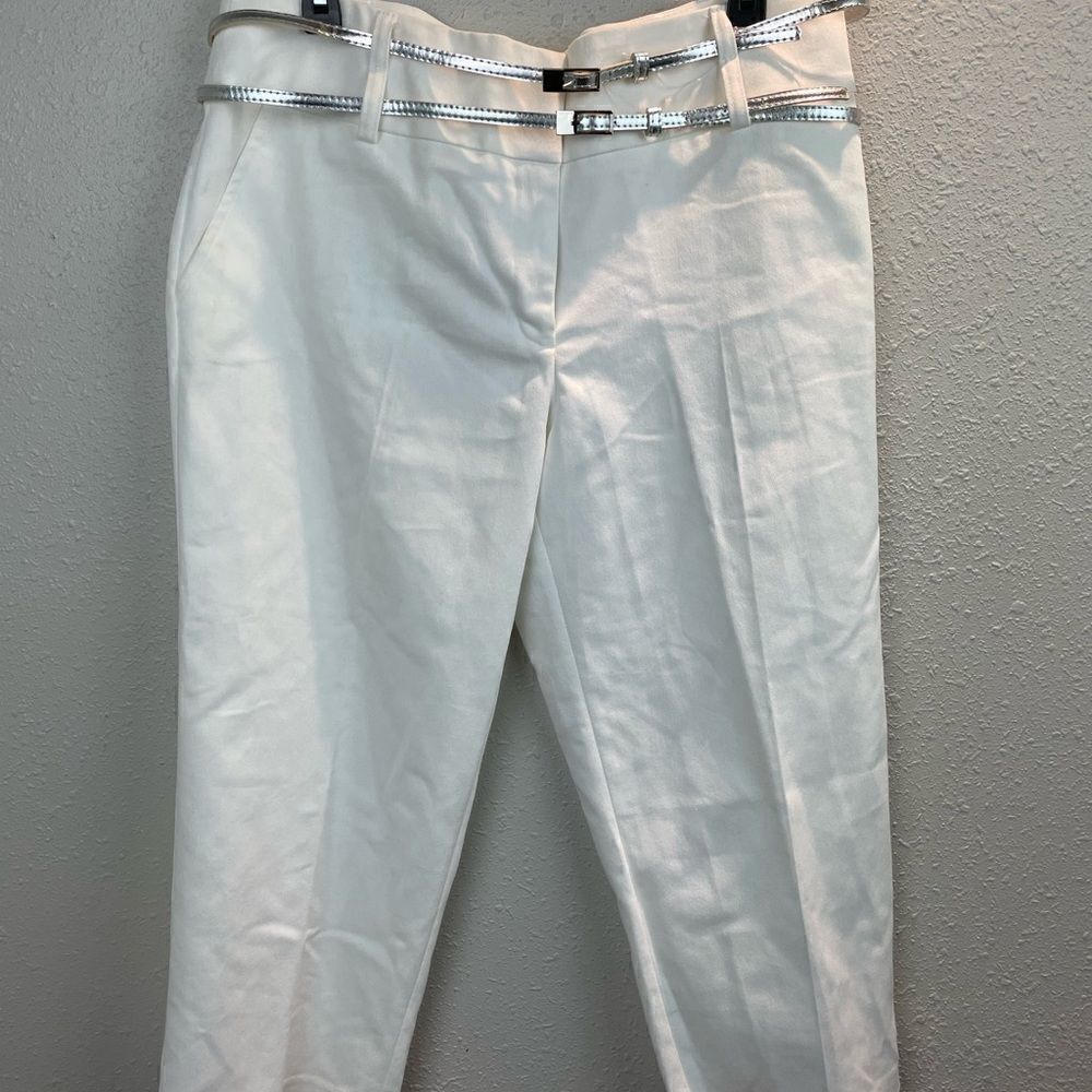 NWT AGB Womens White Capris Pant with Belt Size 12